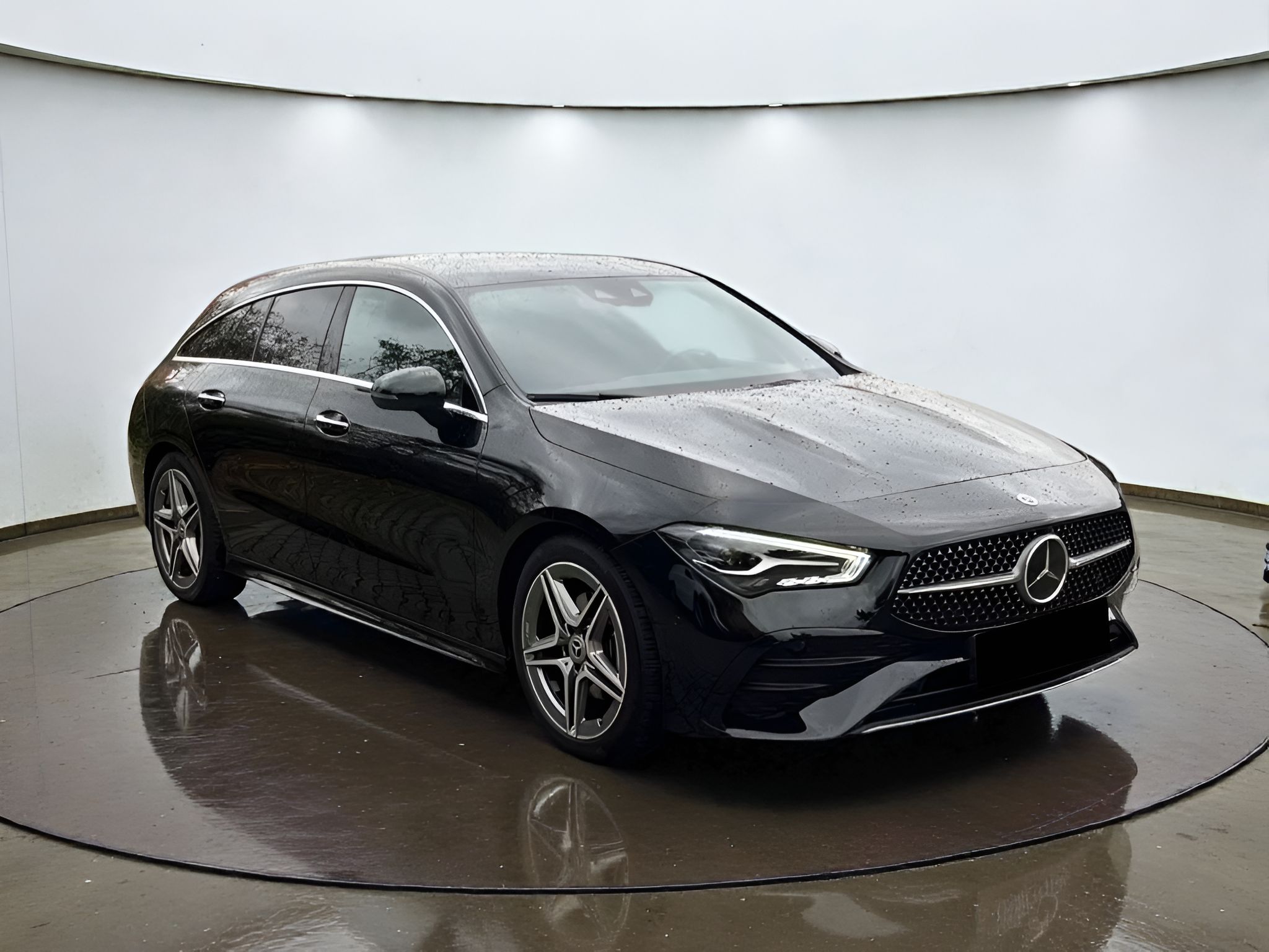 Mercedes-Benz CLA 180 Shooting Brake AMG Line